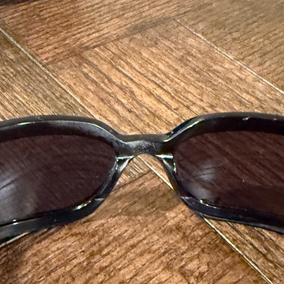 Authentic CHANEL 5097 sunglasses - Picture 3 of 9